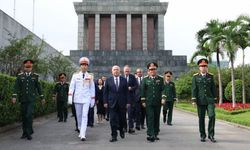 Milli Savunma Bakanı Güler’den Vietnam’da Resmi Ziyaret