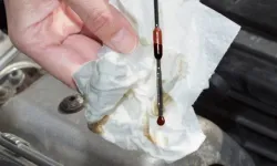 Motor Yağı Lekesi Nasıl Çıkar? İşte En Etkili Yöntemler