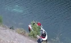 Samsun’da Otomobil Nehre Düştü: Anne ve Küçük Oğlu Öldü