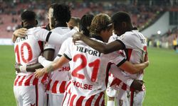 Samsunspor Evinde Karagümrük’ü Devirdi