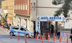 Şanlıurfa’da Kaza Aileyi Ayırdı: Sürücü Öldü, Eşi ve Kızı Ağır Yaralı