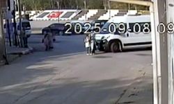 Tekirdağ’da Servis Minibüsü Yayalara Çarptı: Anne ile Oğlu Yaralandı