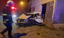 Tokat Niksar’da Otomobil ile Traktör Çarpıştı: 1 Ölü, 1 Ağır Yaralı