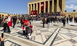 Anıtkabir'de 29 Ekim Cumhuriyet Bayramı’nda Ziyaretçi Yoğunluğu