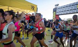 Ankara'da Runkara Yarı Maratonu’nda 4 Bin Sporcu Yarıştı