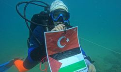 Antalya’da Deniz Altında Gazze Protestosu
