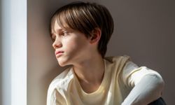 Asperger Sendromu Nedir? Belirtileri ve Tedavi Yöntemleri