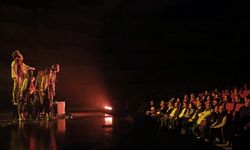 Sefiller’le Açılan Perde: Atatürk Sanat Merkezi’nde İlk Gece