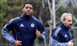 Fenerbahçe’de Jhon Duran Geri Döndü: Takımla Çalışmalara Başladı