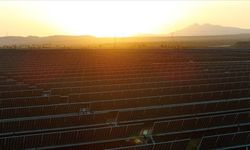 Güneş Enerjisi, Enerji Dönüşümünün Merkezine Yerleşiyor