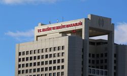 Hazine ve Maliye Bakanlığı 8 Uzman Yardımcısı Arıyor: KPSS 80 Puanıyla