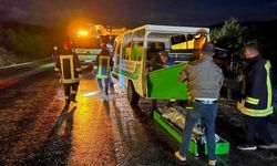 Konya Beyşehir’de Kamyon Refüje Çarptı: 2 Ölü, 1 Yaralı