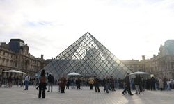 Louvre Mücevher Soyguncuları İtirafçı Oldu