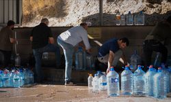 Kesikköprü Hattındaki Arıza Başkenti Susuz Bıraktı! Vatandaşlar Çeşmelerden Su Taşıyor