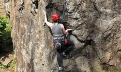 Rüyada Tırmanmak, Merdiven Tırmanmak, Dağa Tırmanmak, Duvara Tırmanmak ve Düşmek Ne Anlama Gelir?