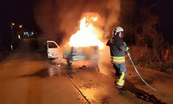 Samsun’da Seyir Halindeki Otomobil Alevlere Teslim Oldu