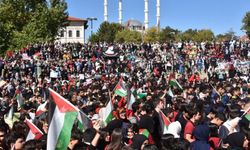Sivas’ta Öğrencilerden Filistin’e Destek Yürüyüşü