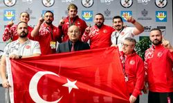 Türk Halterinin Gururu Yusuf Fehmi Genç’ten Avrupa Şampiyonluğu