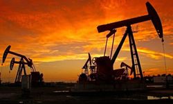 ABD’nin Ticari Petrol Stokları Kritik Seviyeye Geriledi