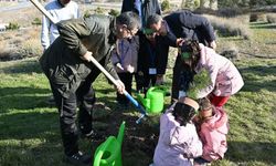 Altındağ’da Minik Ellerle Geleceğe Nefes: Yüzlerce Fidan Toprakla Buluştu