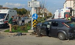 Ankara’da İki Otomobil Çarpıştı: 2’si Çocuk 6 Yaralı