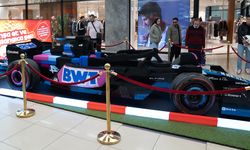 Ankara’da 400 Bin Parçalık Lego Formula 1 Aracı Görücüye Çıktı