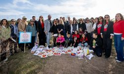 Atatürk Orman Çiftliği’nde 81 İlden Gelen Öğretmenler Fidan Dikti