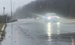 Bolu Dağı’nda Yoğun Sağanak: Ekiplerden Sürücülere Uyarı