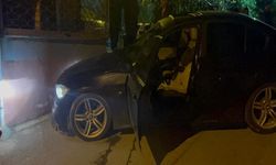 Dur İhtarına Uymayan Sürücü Üç Araca Çarpıp Ortadan Kayboldu