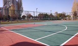 Çankaya Belediyesi 19 Parkta Spor Sahalarını Yeniledi