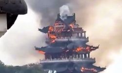 Çin’deki 1500 Yıllık Yongqing Tapınağı’nda Yangın