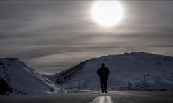 Doğu Anadolu’da Sis ve Buzlanma Sürücüleri Zorladı
