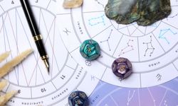 Doğum Haritasında Baba Nasıl Görülür? Astrolojide Baba Figürü