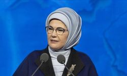 Emine Erdoğan’dan Öğretmenlere Teşekkür ve Anma Mesajı