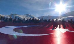 Erzurum Palandöken’de Şiddete Karşı Toplu Yürüyüş