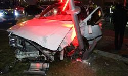 Erzurum Yakutiye’de Ehliyetsiz Sürücü Otomobile Çarptı: 3 Yaralı