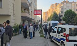 Eski Eş Markette Dehşet Saçtı! Boşandığı Eşini Bıçakladıktan Sonra Polise Teslim Oldu