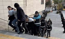 Eskişehir’de Silahlı Çete Çökertildi: 20 Şüpheli Yakalandı