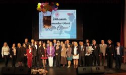 Etimesgut’ta Öğretmenler Günü Çeşitli Etkinliklerle Kutlandı