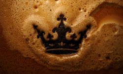 Falda Taç Görmek Ne Anlama Gelir?