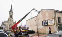 Fransa’da 3 Katlı Binadaki Yangın Faciası: 5 Can Aldı