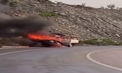 Hatay Yayladağı'nda Kamyonet Alevlere Teslim Oldu