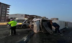 Hatay'da Otomobil ile Minibüs Çarpıştı: 11 Yaralı