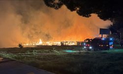 İzmir Menemen’de Çöp Depolama Alanında Yangın Çıktı