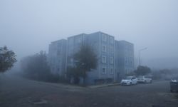 Keşan’ı Sis Bastı: Görüş Mesafesi 20 Metreye Düştü!