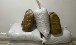 Kırşehir'de Yolcu Otobüsüne Kaçak Tütün Baskını: 1 Gözaltı