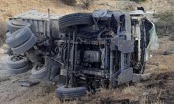 Konya'da Hafriyat Kamyonu Şarampole Devrildi: Sürücü Öldü