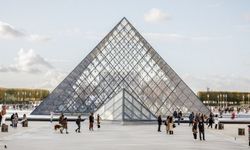 Louvre Müzesi Hırsızlığı: Tutuklu Sayısı 3’e Yükseldi