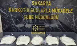 Sakarya’da Araçta Uyuşturucu Ele Geçirildi: Emekli Polis Gözaltında