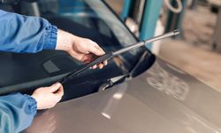 Silecek Lastiği Nasıl Değiştirilir? Silecek Lastiği Değişimi Hakkında Bilmeniz Gerekenler